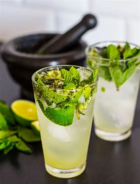 MOJITO VIRGIN(Feuille de menthe-citron de canne-eau gazeuse)